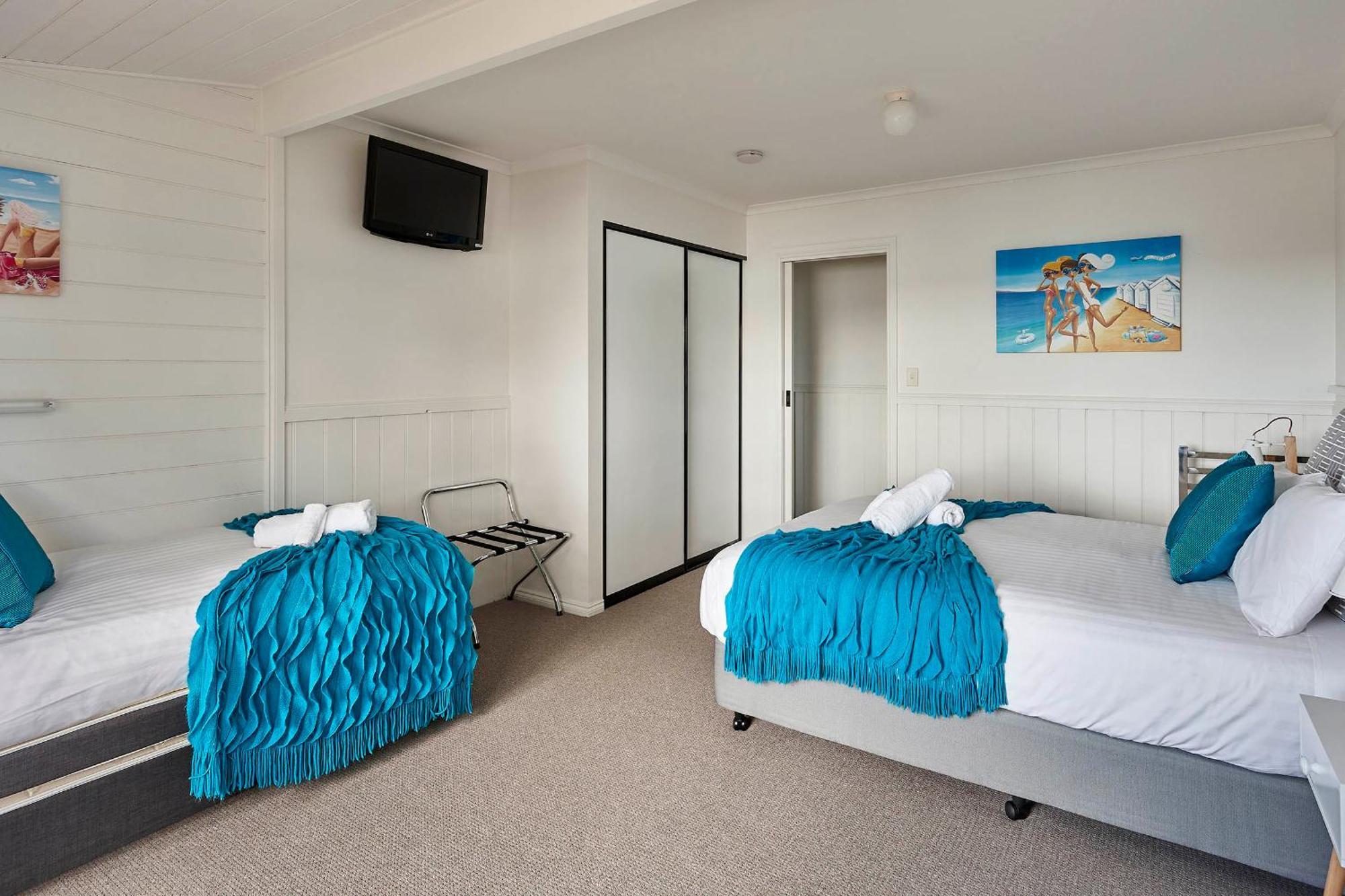 Kingfisher Cottage Beachfront At The Binalong Bay Exterior foto